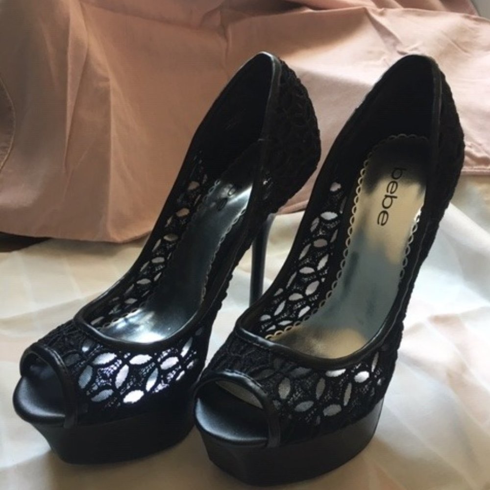 Bebé Chantal black lace platform heels - size 8